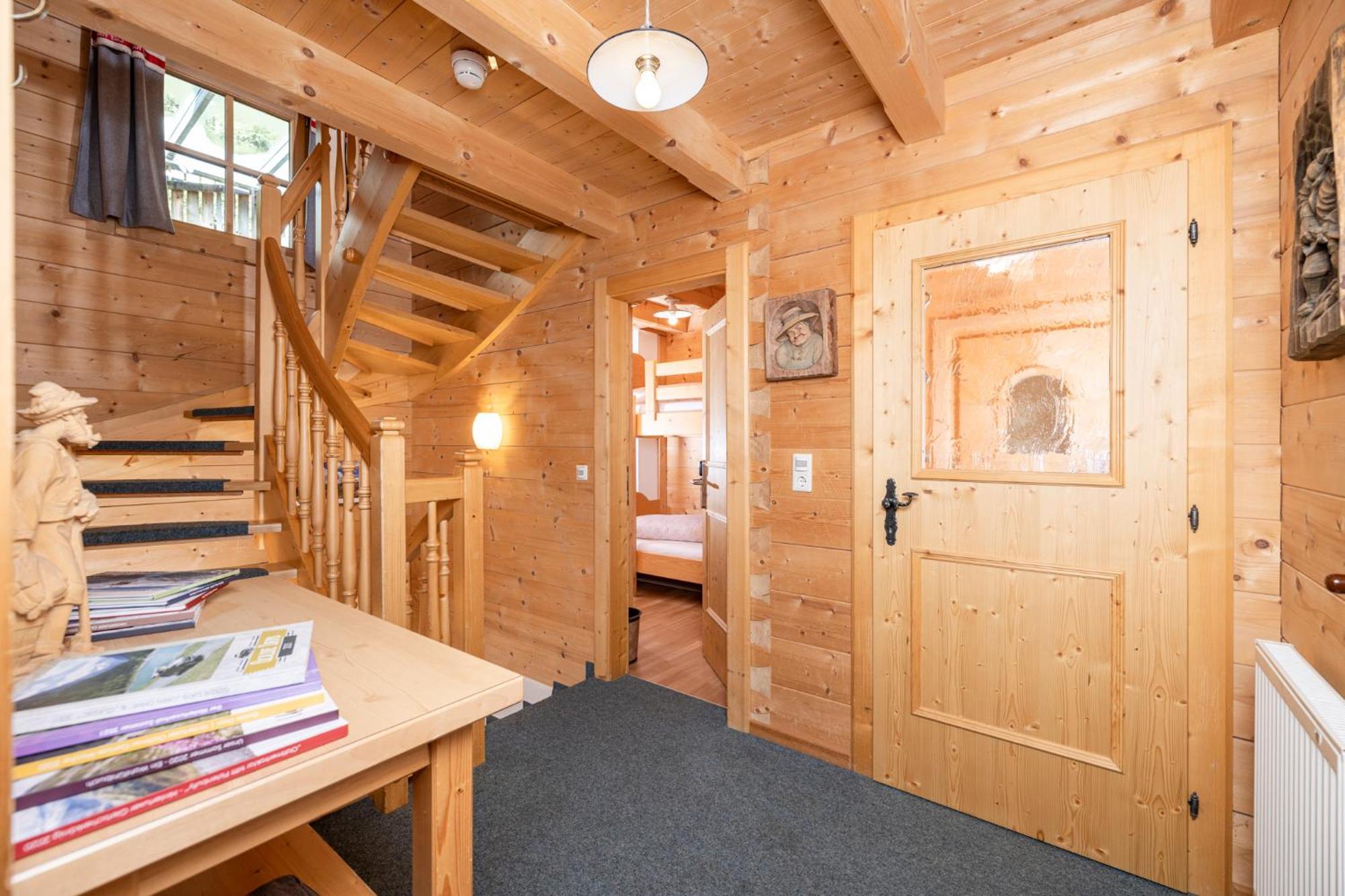Family Lodge Maximilian トゥクス エクステリア 写真