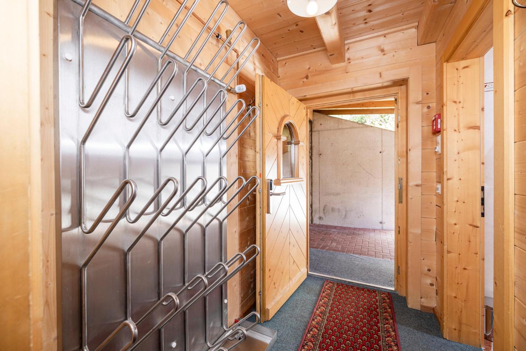 Family Lodge Maximilian トゥクス エクステリア 写真